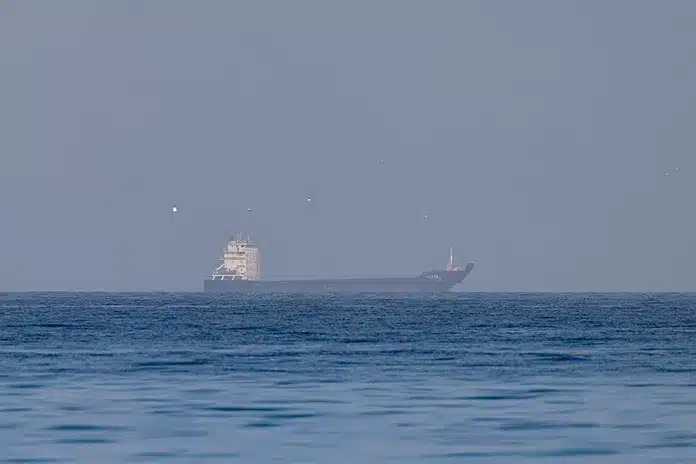 Iran Proposes Toll System for Ships in Strait of Hormuz Amid Ongoing Conflict