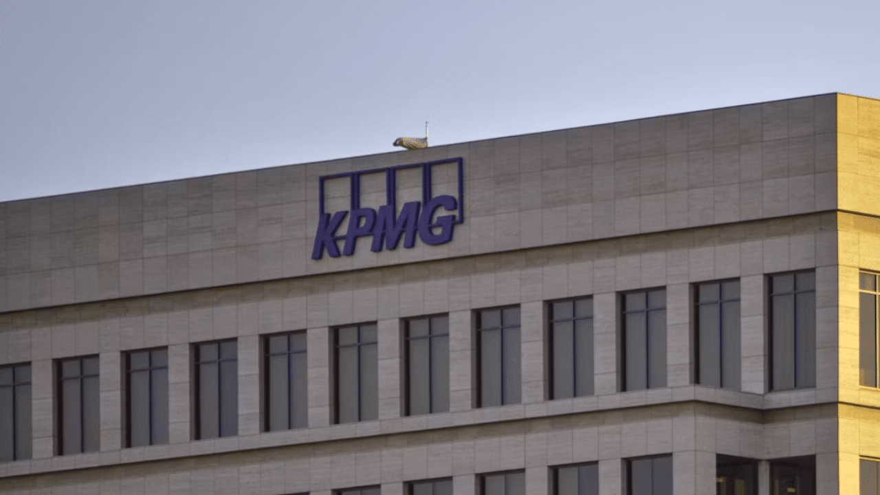 KPMG UK Faces Potential Job Cuts in Audit Sector Amid Rising Cost Pressures; Advisory Roles Also Affected