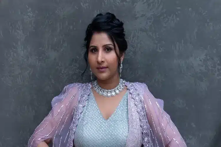 ‘Sarke Chunar’ Singer Mangli Issues Apology Following Backlash, Promises Revised Version Soon