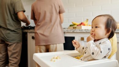 ‘I don’t believe no screens is possible’: how parents manage devices and little kids
