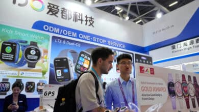 China's GDP Grows 5% in Q1, Surpassing Expectations Amid Limited Impact from Iran Conflict