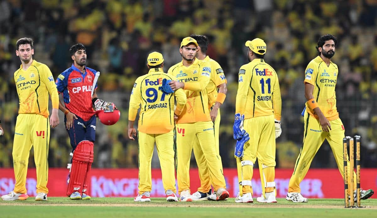 Gavaskar Highlights CSK's Bowling Woes Following 200+ Run Chase
