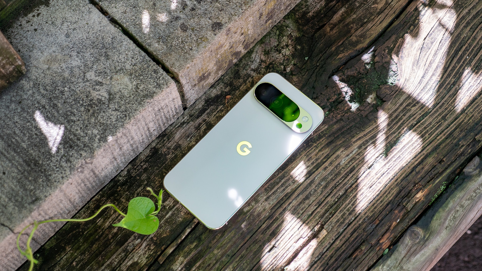 Google Pixel Update Revives 'Tap to See What's Playing' Feature