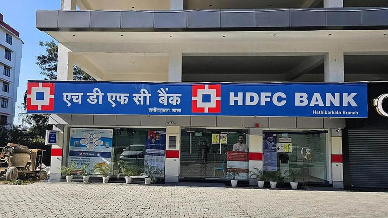 HDFC Bank Reports 9.1% Increase in Q4 Profit, Reaching Rs 19.2k Crore