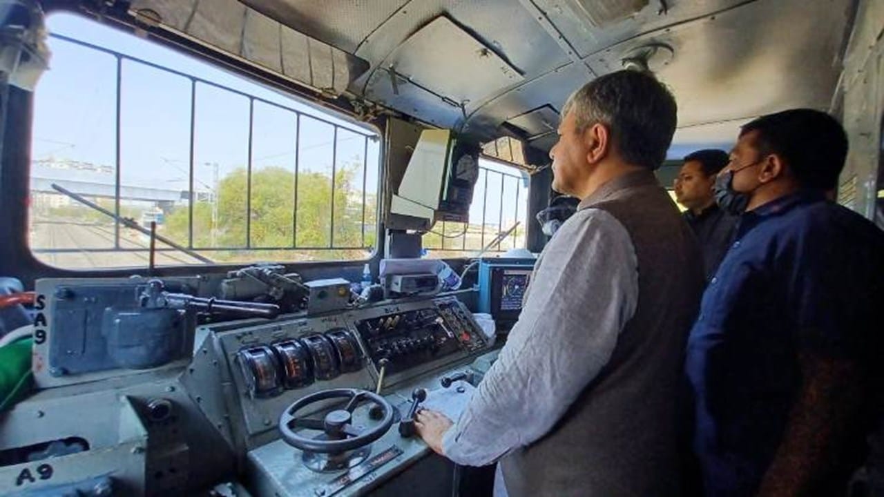 Indian Railways Invests ₹1,364 Crore to Enhance Safety and Technology