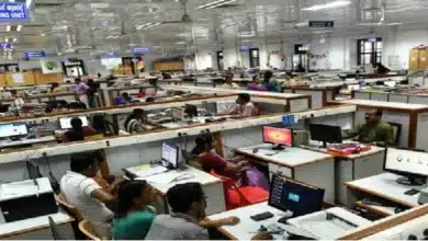 Indians Experience Reduced Work Hours Post-Covid as Real Earnings Remain Stagnant