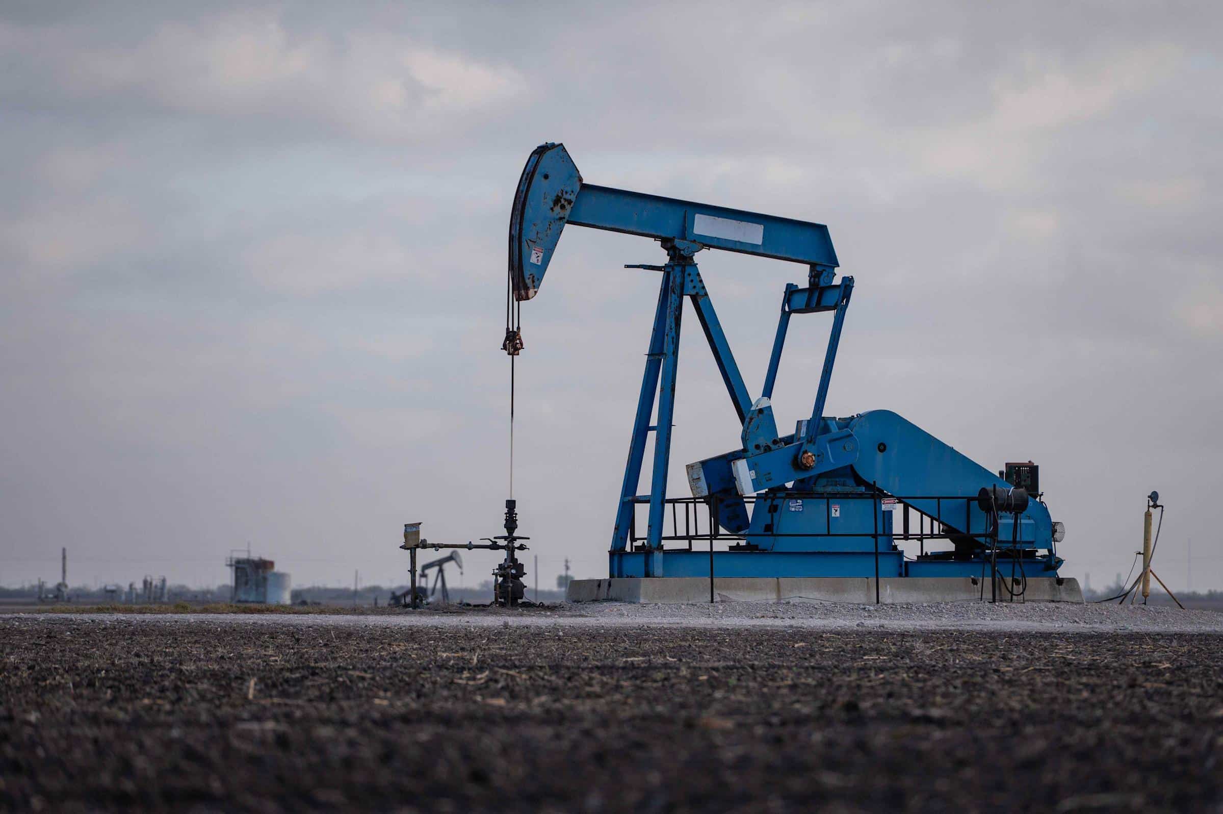 Oil Prices Surge Past $120: Analysts Weigh In on Four-Year High