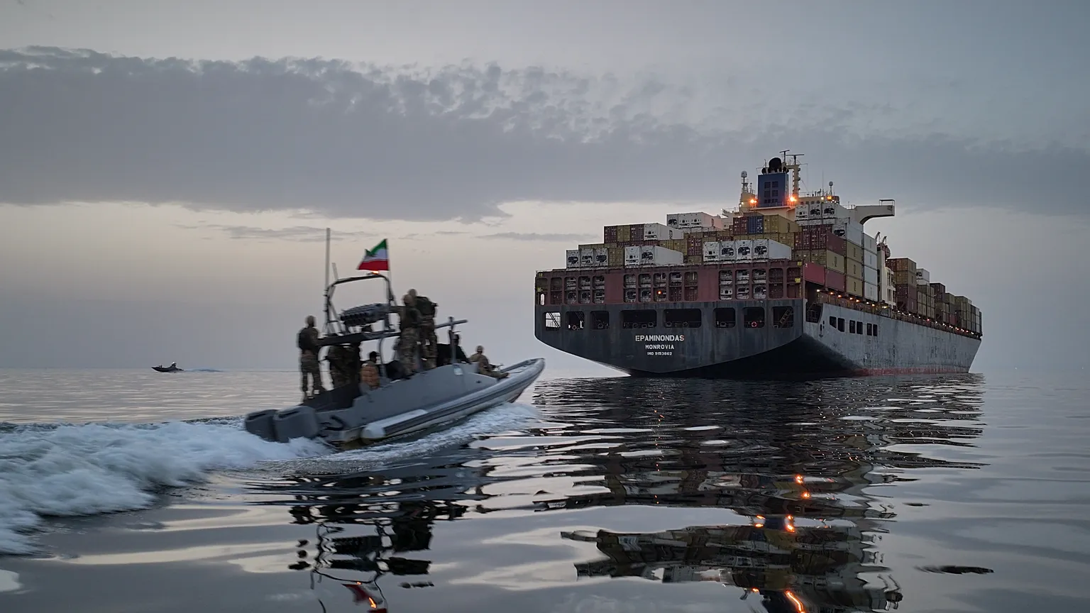 US Petrol Prices Surge Amid Iran Conflict and Strait of Hormuz Disruptions