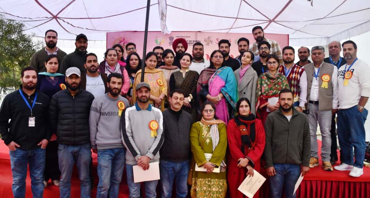 Empowering Rural Women: SARAS Aajeevika Takes Center Stage
