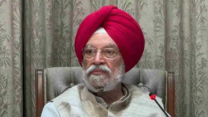 Hardeep Singh Puri Confirms India Holds Over 60 Days of Crude and Gas Stocks, Assures No Energy Supply Shortage