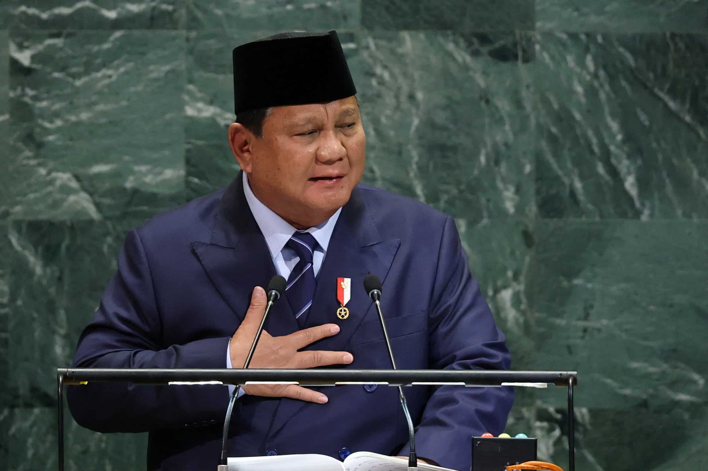 Indonesia's Prabowo Dismisses Head of Controversial Free Meals Program Following Poisoning Incidents