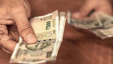 Rupee Declines 34 Paise to 95.19 Against US Dollar as Crude Prices Rise