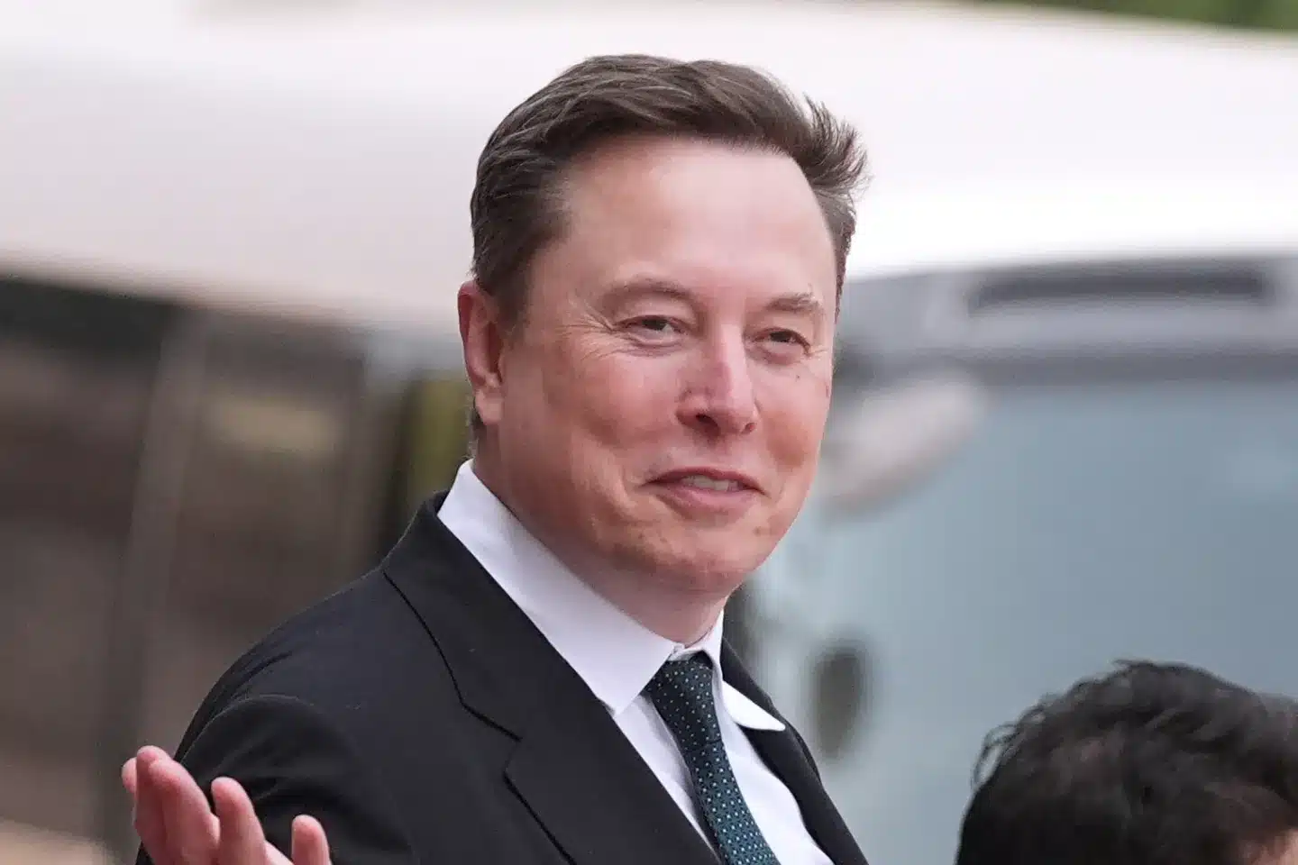 Understanding Trillionaire Wealth: Elon Musk's Potential to Sponsor IPL for Millennia