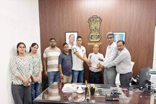 Major Settlement Reached for Ultratech Cement Contract Workers