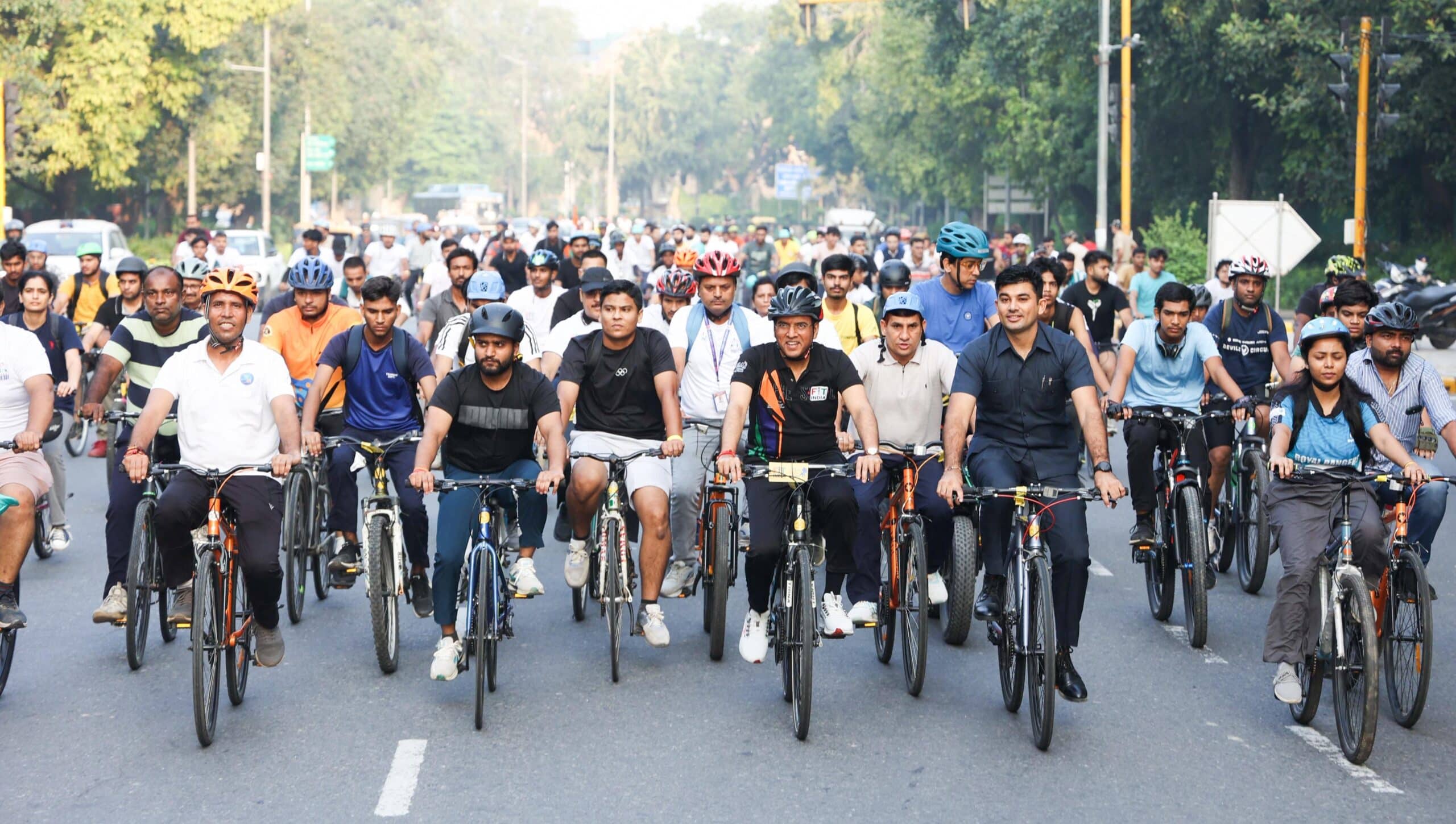 Mass Cycling Event Promotes Fitness in New Delhi