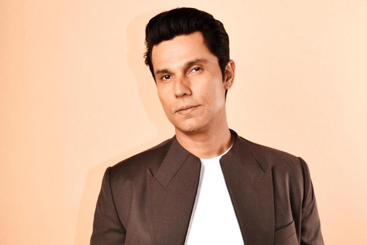 Randeep Hooda Takes Home Best Debut Director at 72nd National Film Awards for Swatantrya Veer Savarkar