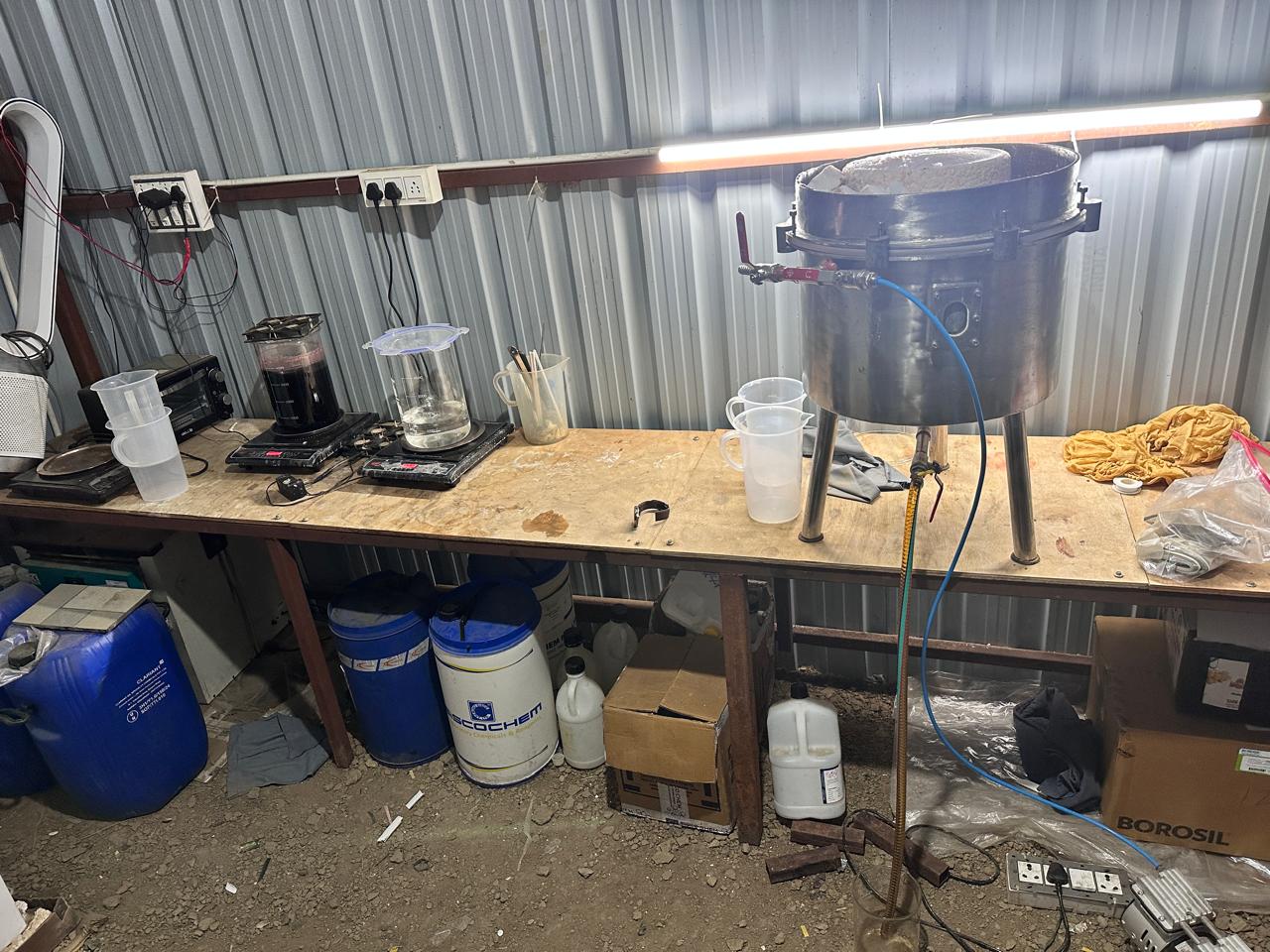 DRI Uncovers Major Drug Manufacturing Operation in Uttar Pradesh