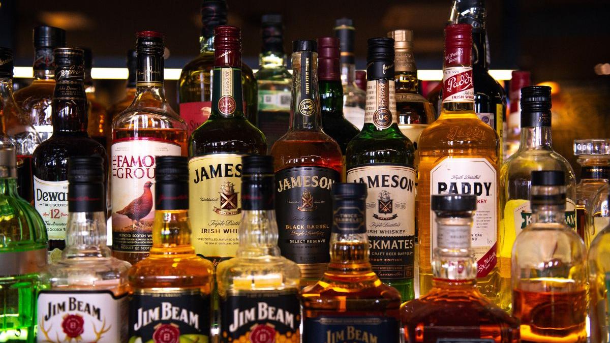 FSSAI Enhances Regulations for Alcohol Labels on Flavoured Rum and Whisky