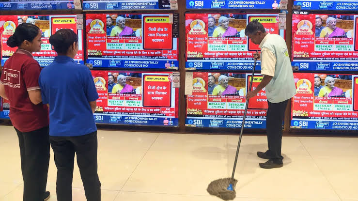 Government Lifts 12-Minute Ad Limit for TV Channels