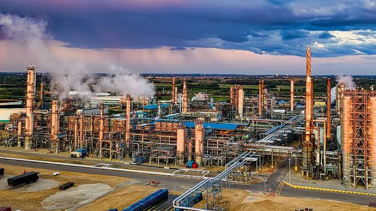 Indian Oil Increases Spot Crude Purchases Amid Middle East Supply Disruptions
