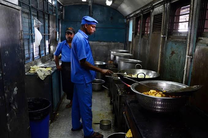 Indian Railways Enhances Catering Services with Innovative Monitoring