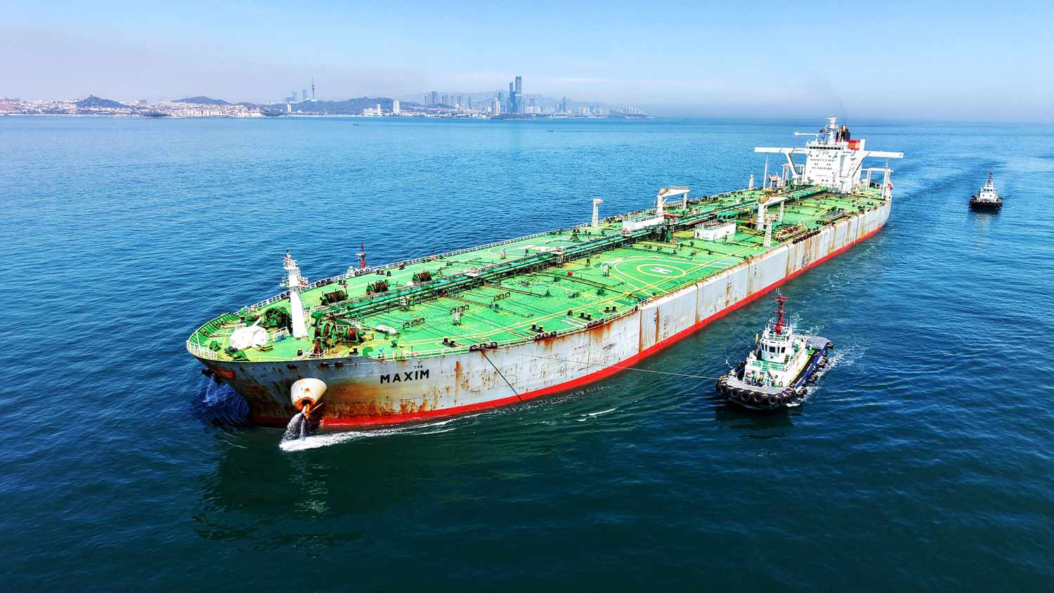 Oil Prices Drop Over 6% as Trump's Iran Discussions Renew Optimism for Reduced Middle East Tensions