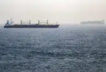 Oil Prices Remain Stable Amidst Zero Traffic in Hormuz and Stalled Iran-US Talks on Strait Access