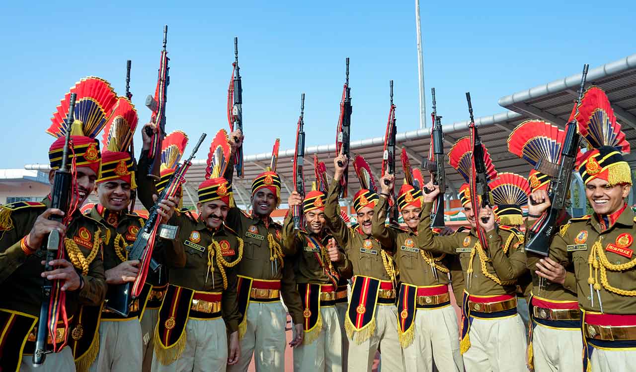 Over 1,000 Personnel Honored with Gallantry and Service Medals