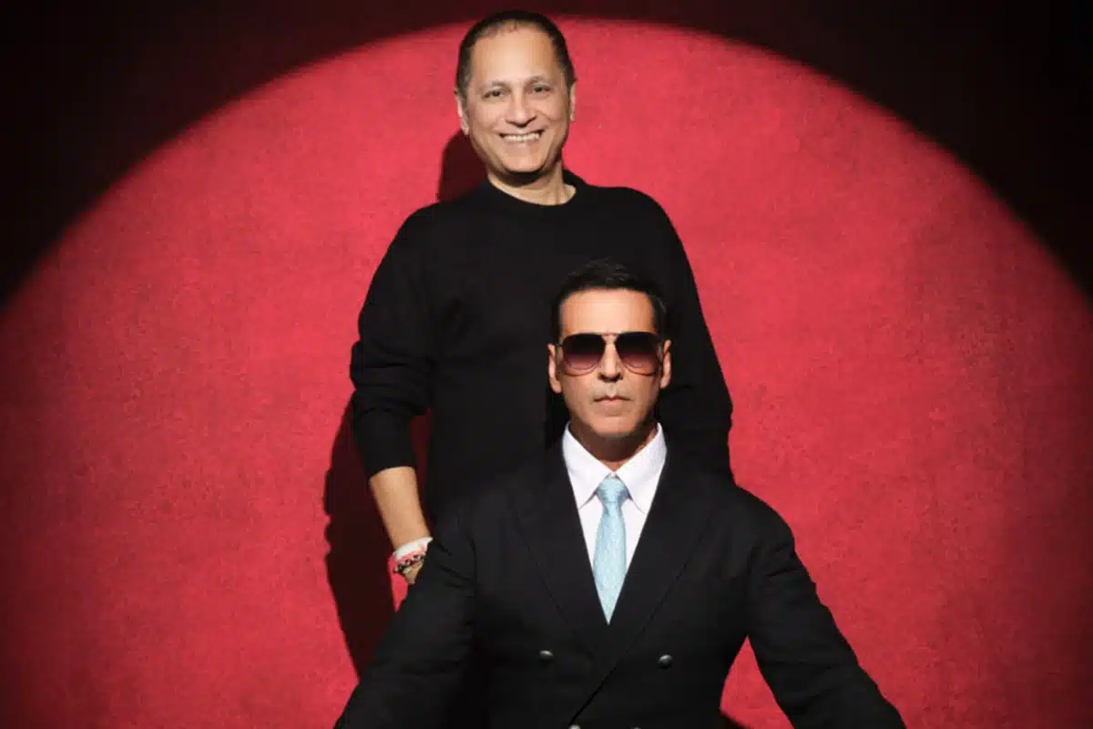 Akshay Kumar and Vipul Shah's 'Samuk' Elevates Authenticity in London with Real Helicopter Stunt