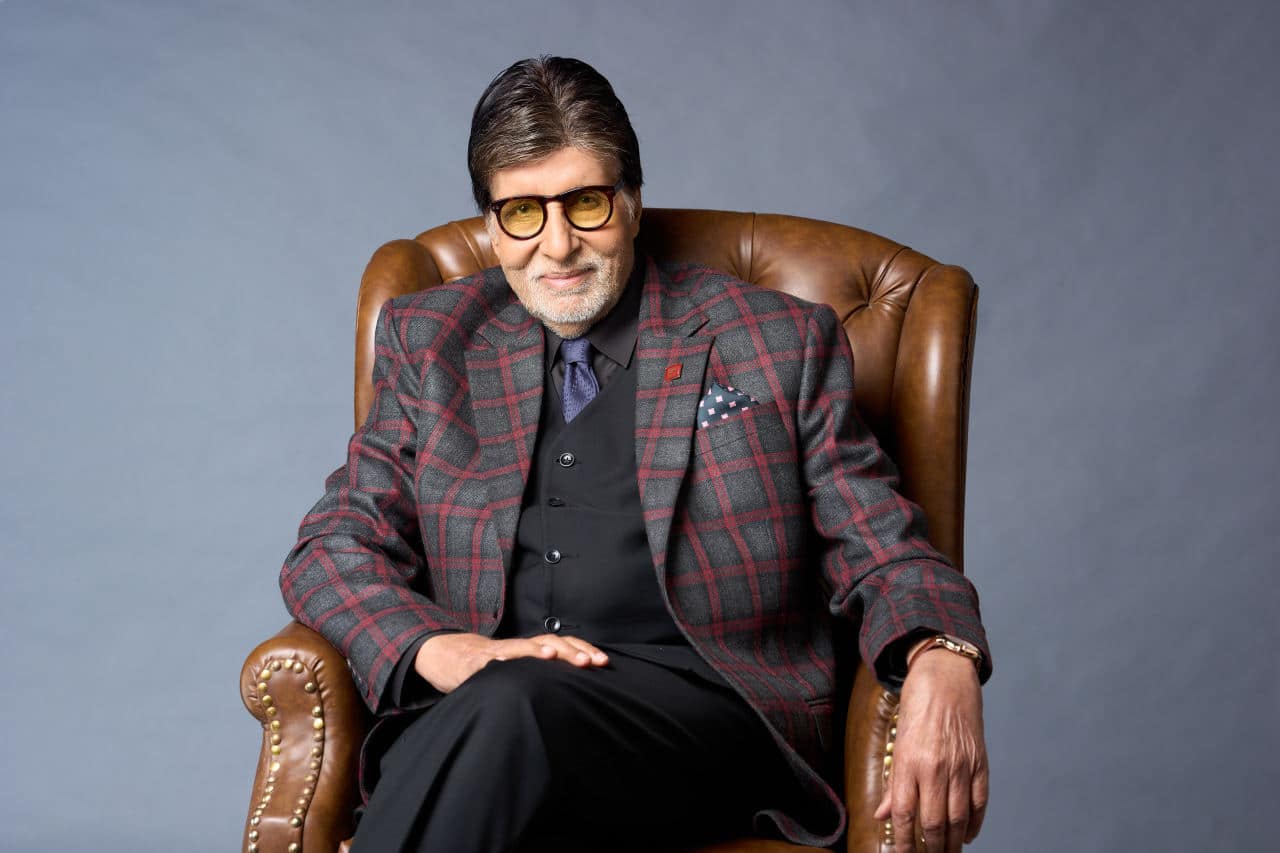 Amitabh Bachchan Surpasses Shah Rukh Khan by 1 Lakh Followers in Hurun Rich List 2025 Social Media Rankings