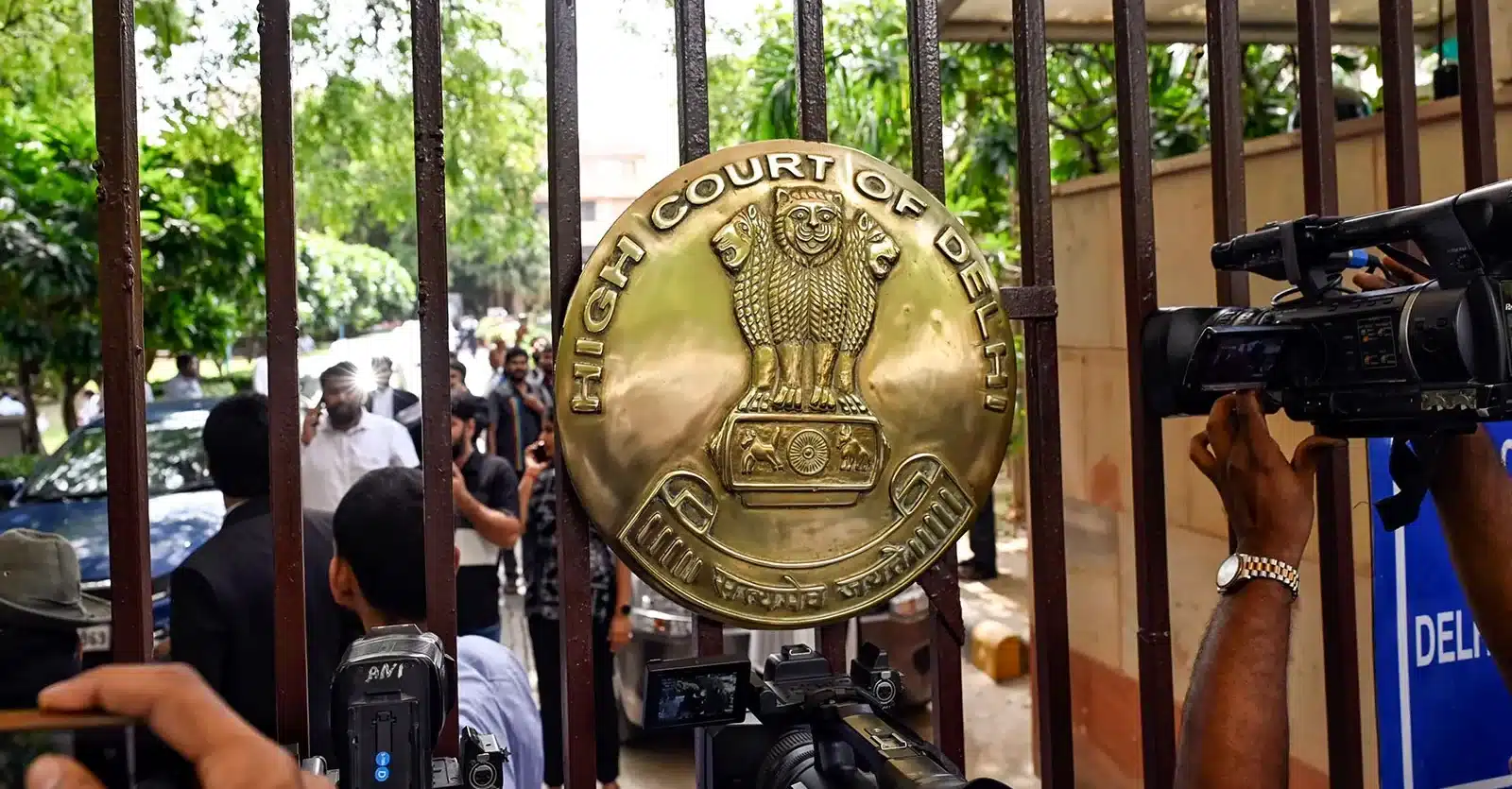 Delhi HC Awards Rs 10 Lakh to Woman Returning from Maternity Leave, Emphasizing Career Protection Beyond Salary