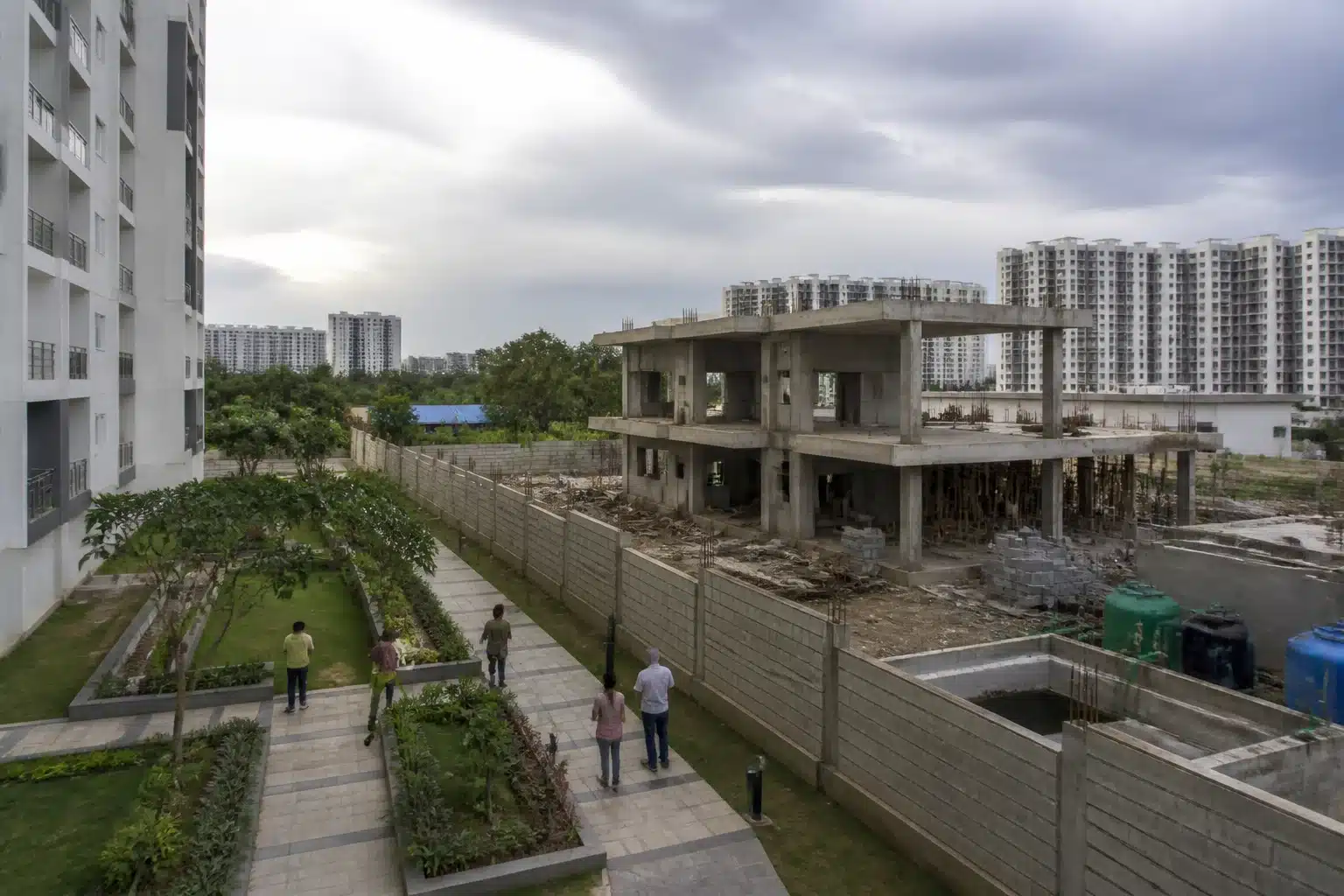 Karnataka RERA Orders Compensation for Homebuyers as Promised Amenities Remain Undelivered