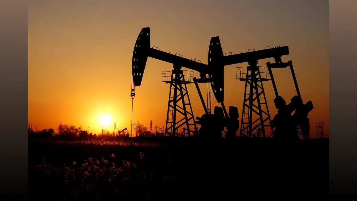 Sensex Plummets 813 Points Amid Rising Crude Oil Prices