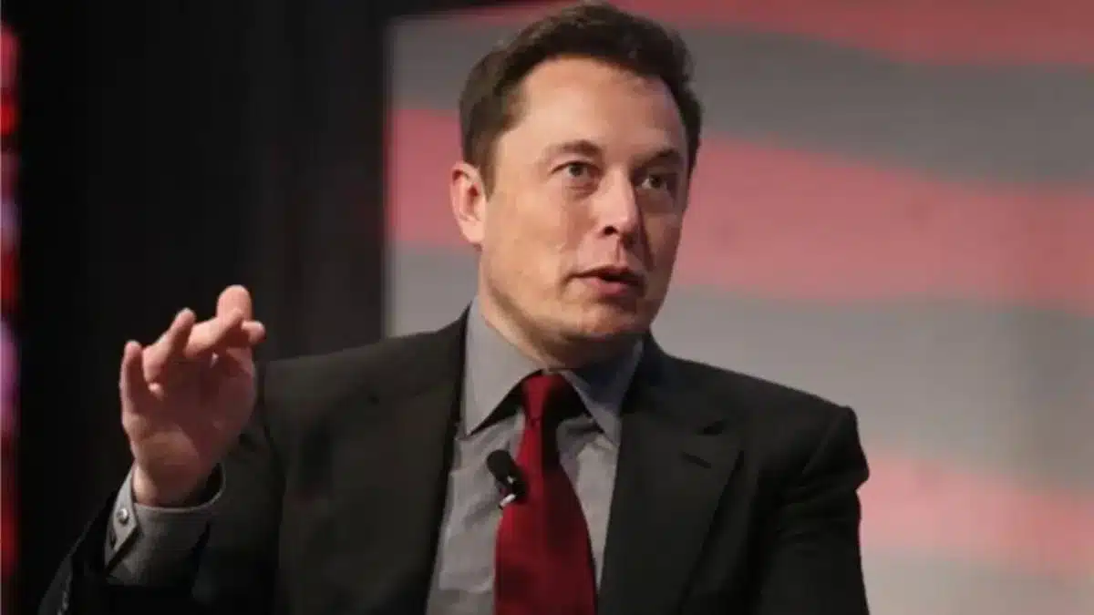 Elon Musk Claims Oligarchs Are Hindering Starlink's Launch in India