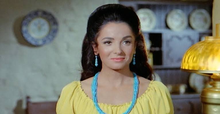 Linda Cristal