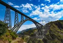 Vande Bharat Achieves Historic Milestone by Crossing Chenab and Anji Bridges at 100 km/h